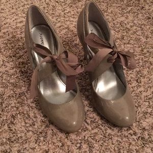 Ribbon Tie Heels